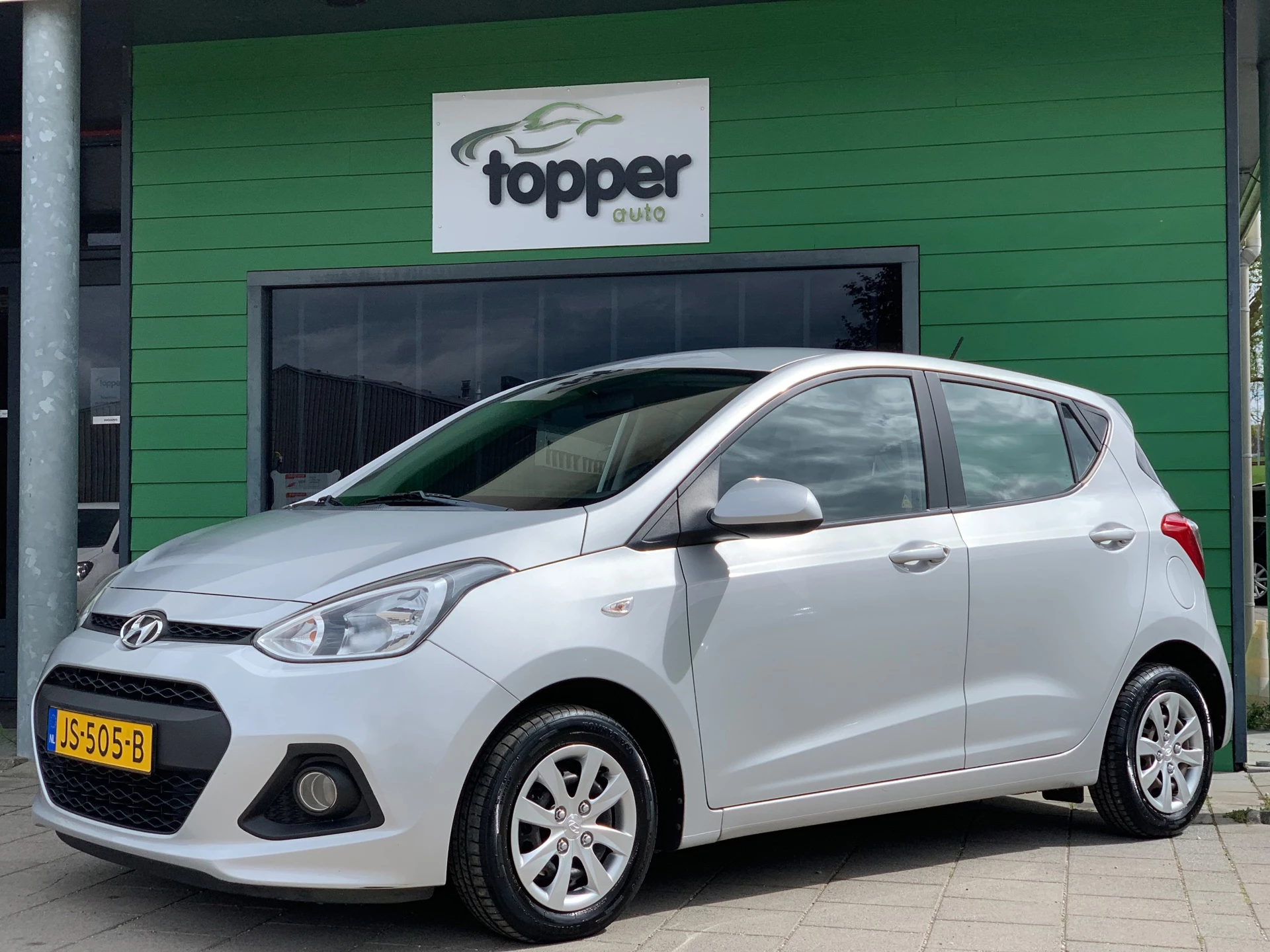 Hoofdafbeelding Hyundai i10