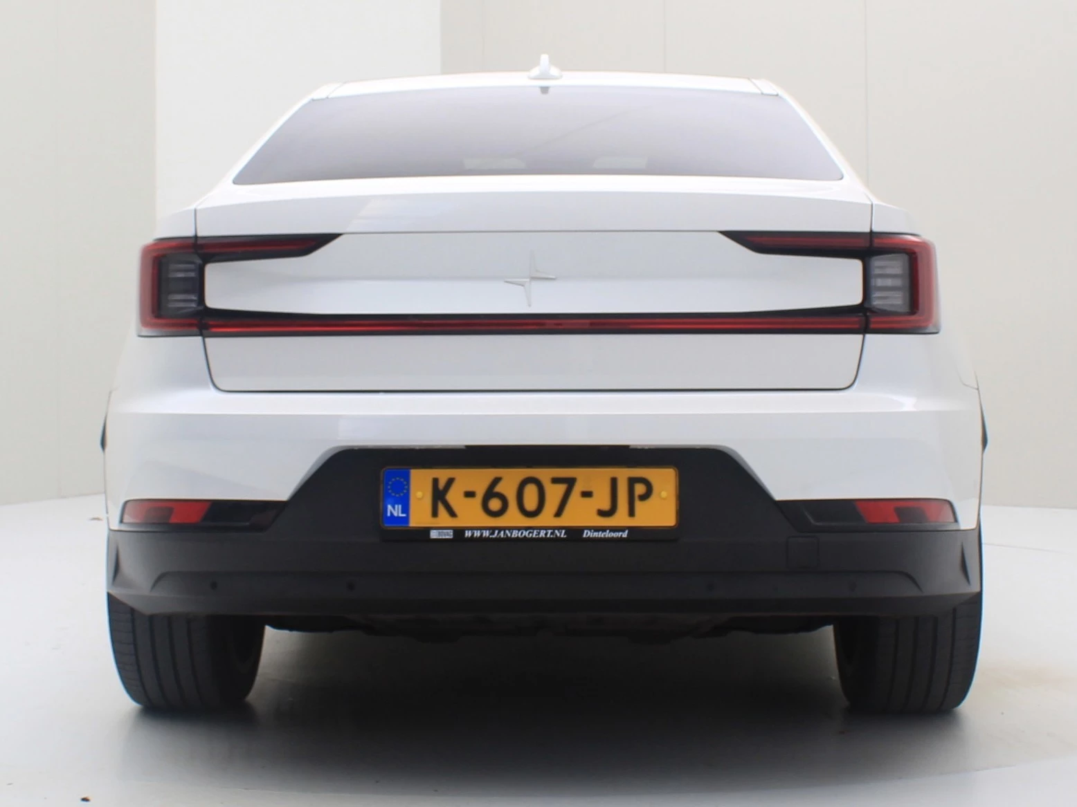 Hoofdafbeelding Polestar 2