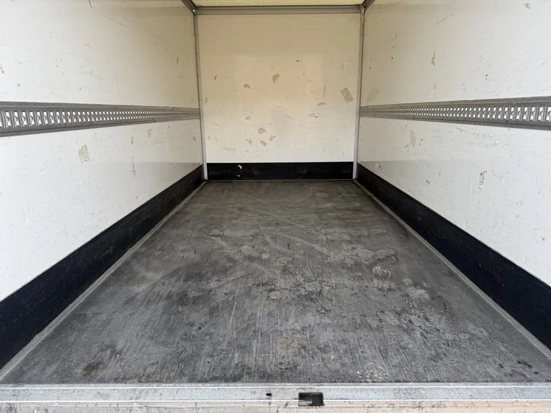 Hoofdafbeelding Renault eMaster