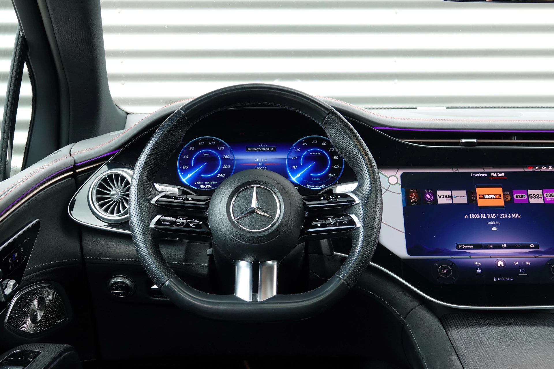 Hoofdafbeelding Mercedes-Benz EQS