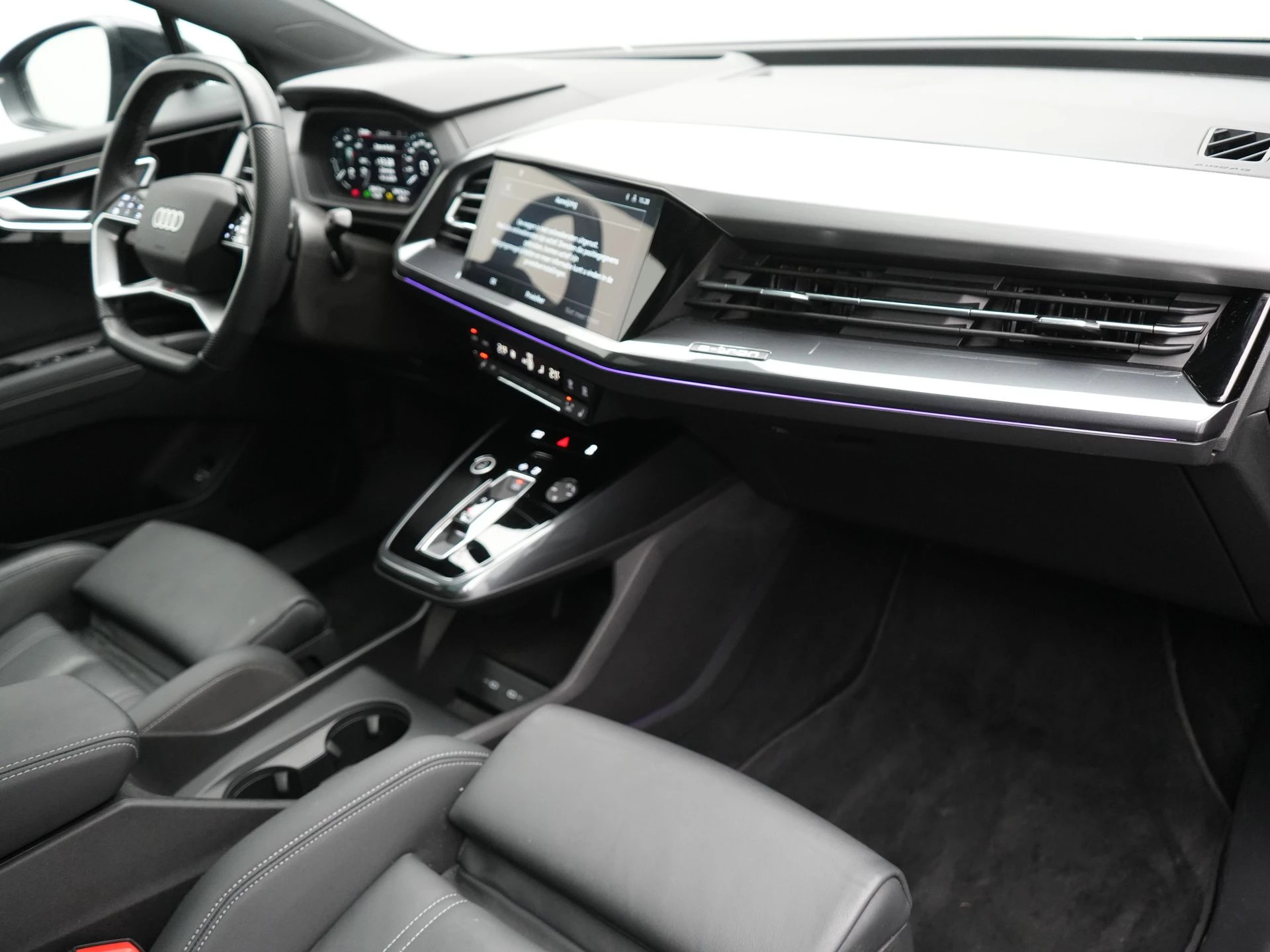 Hoofdafbeelding Audi Q4 Sportback e-tron