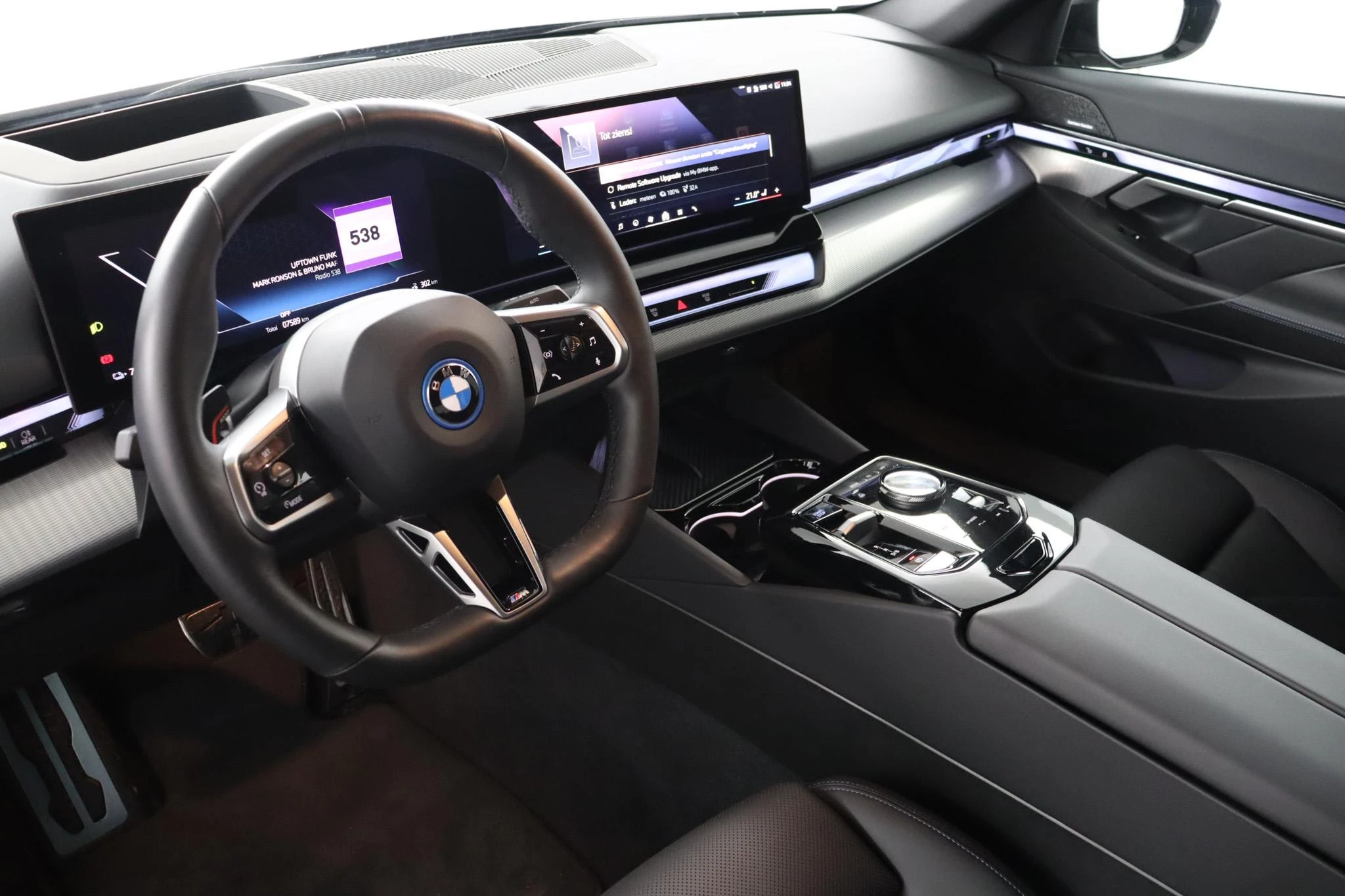 Hoofdafbeelding BMW i5