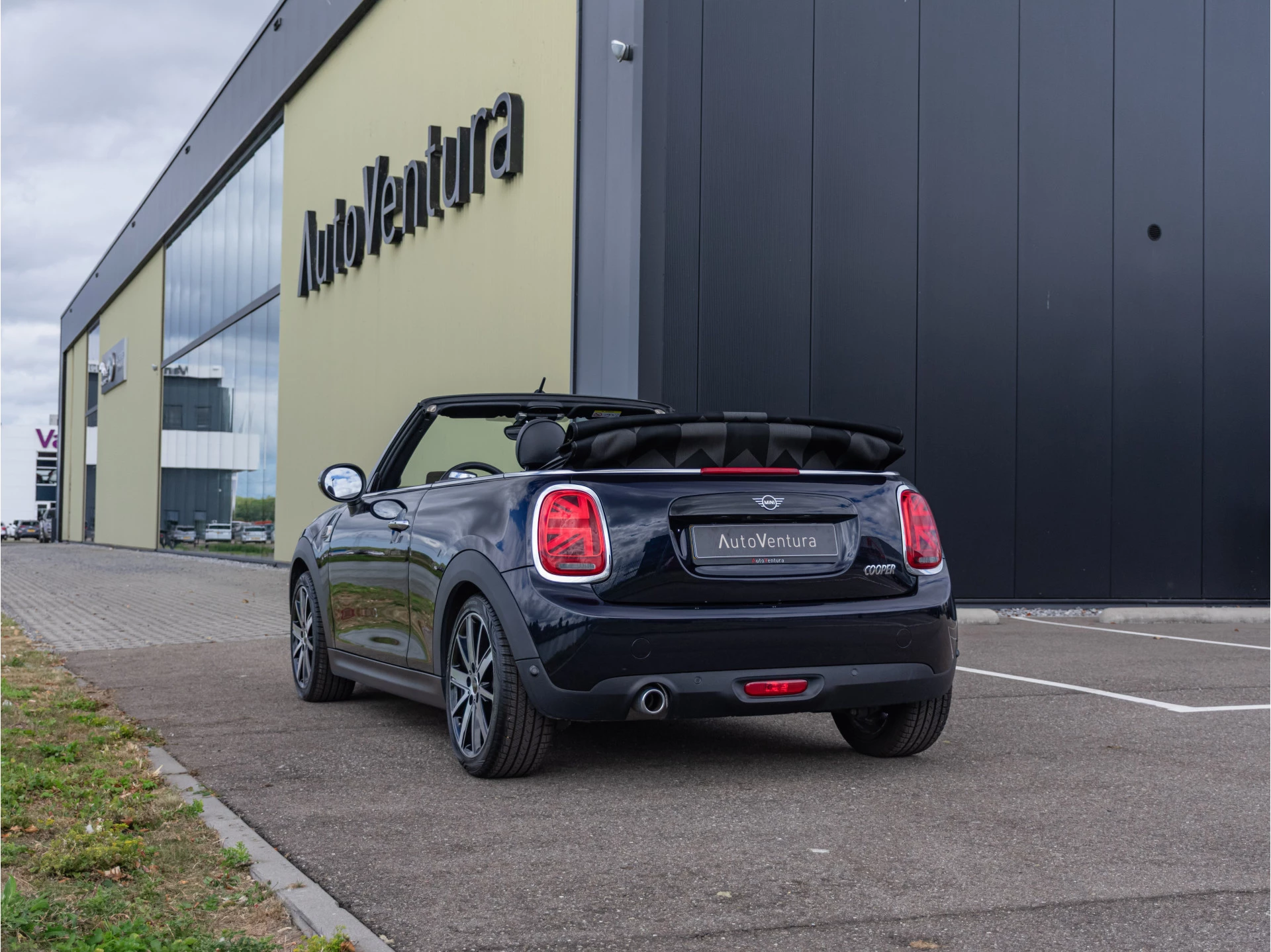 Hoofdafbeelding MINI Cooper Cabrio