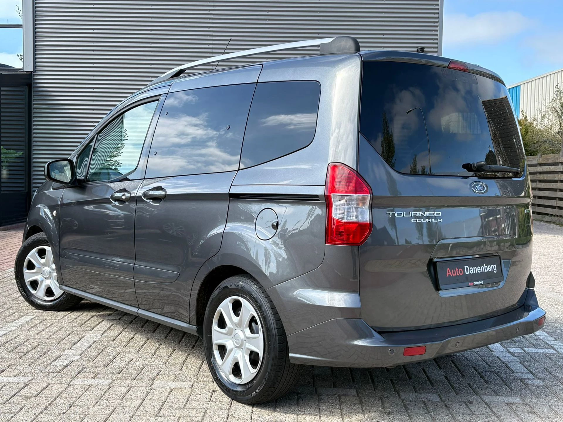 Hoofdafbeelding Ford Tourneo Courier