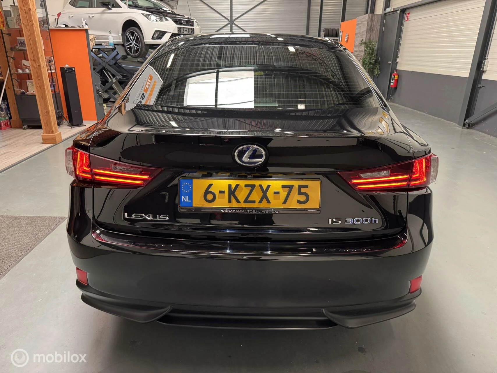 Hoofdafbeelding Lexus IS