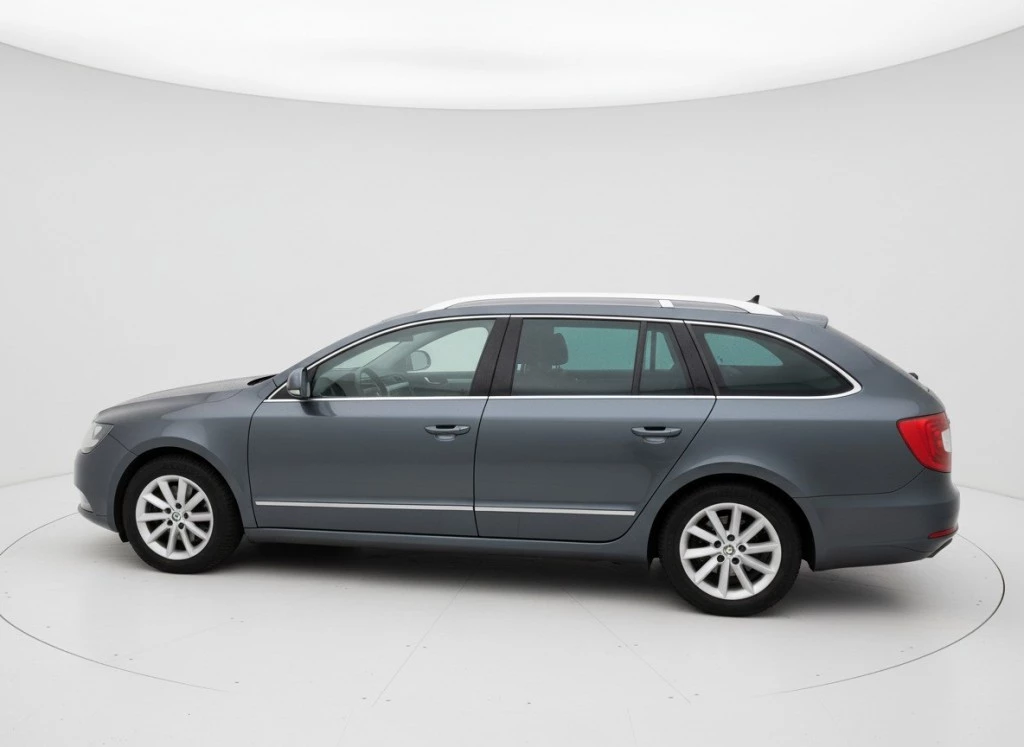 Hoofdafbeelding Škoda Superb