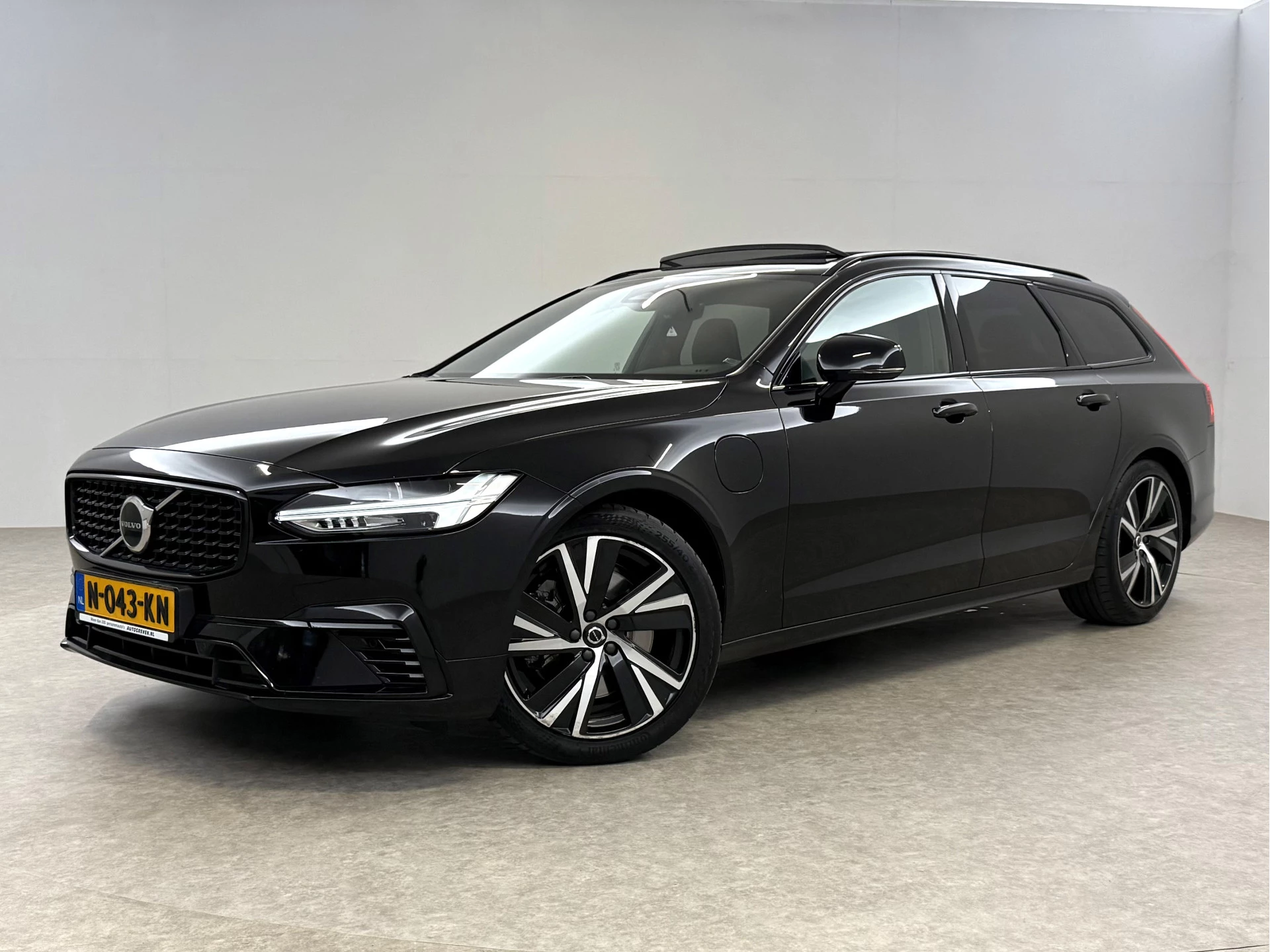 Hoofdafbeelding Volvo V90