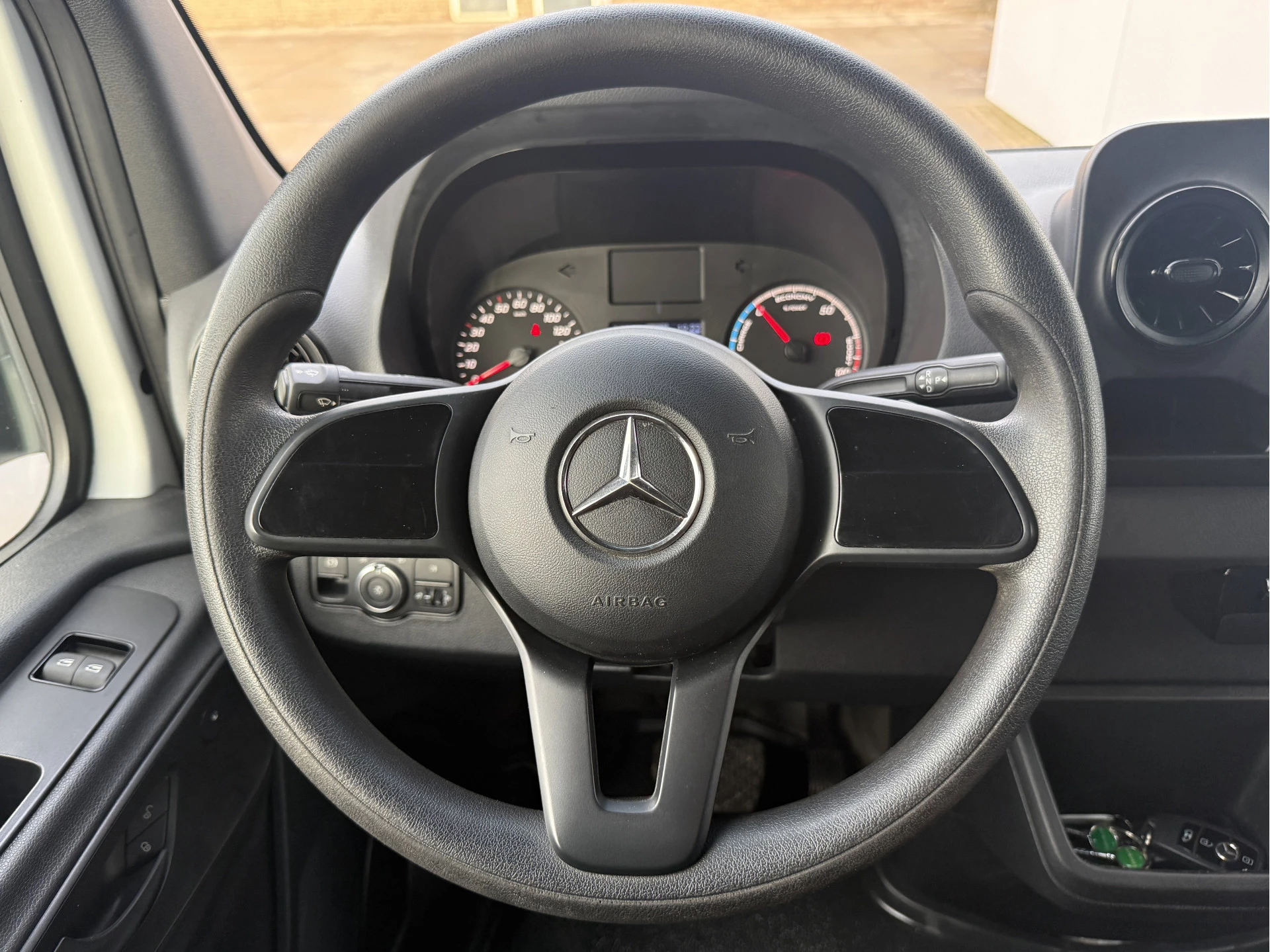 Hoofdafbeelding Mercedes-Benz eSprinter