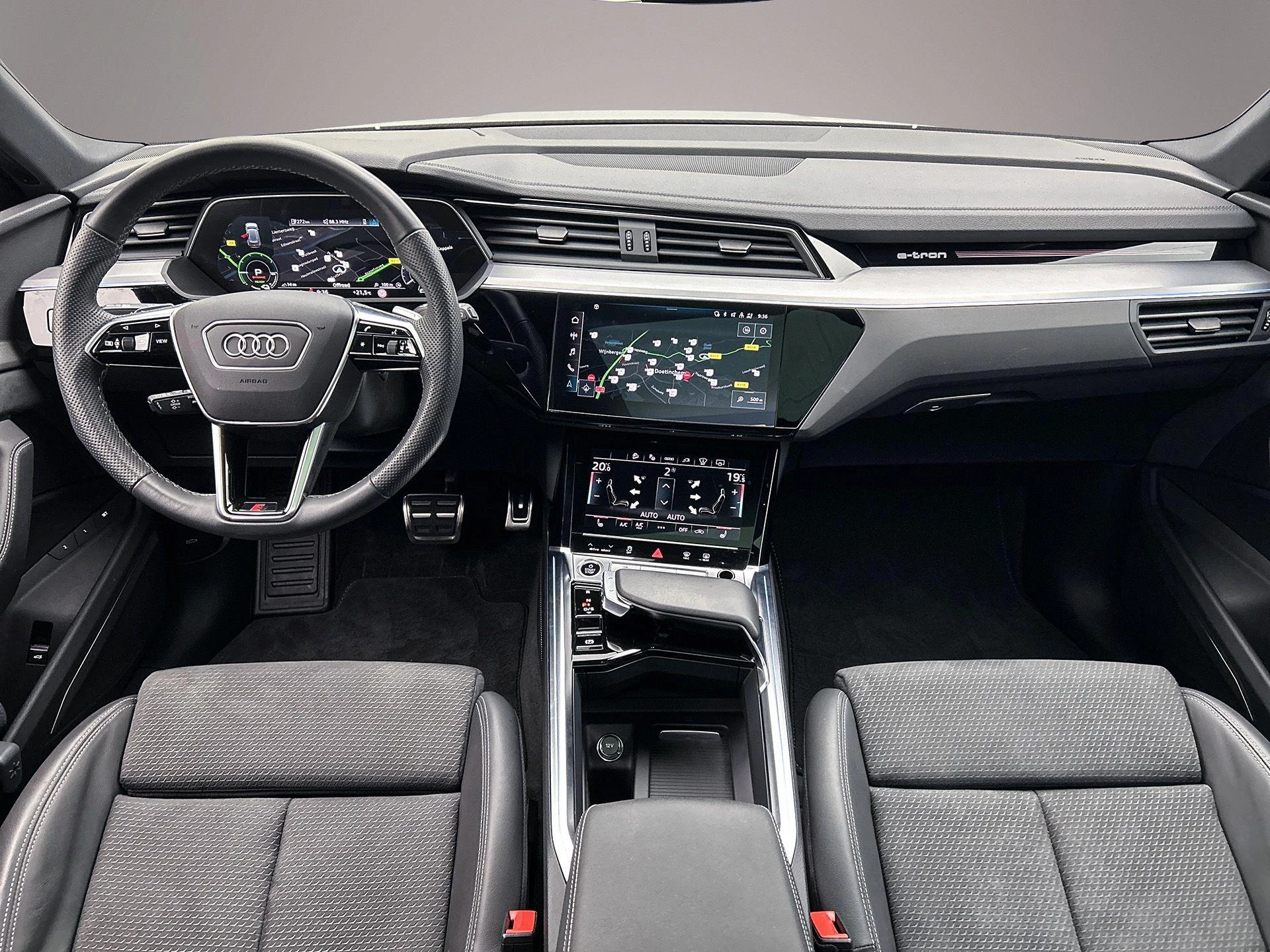 Hoofdafbeelding Audi Q8 e-tron
