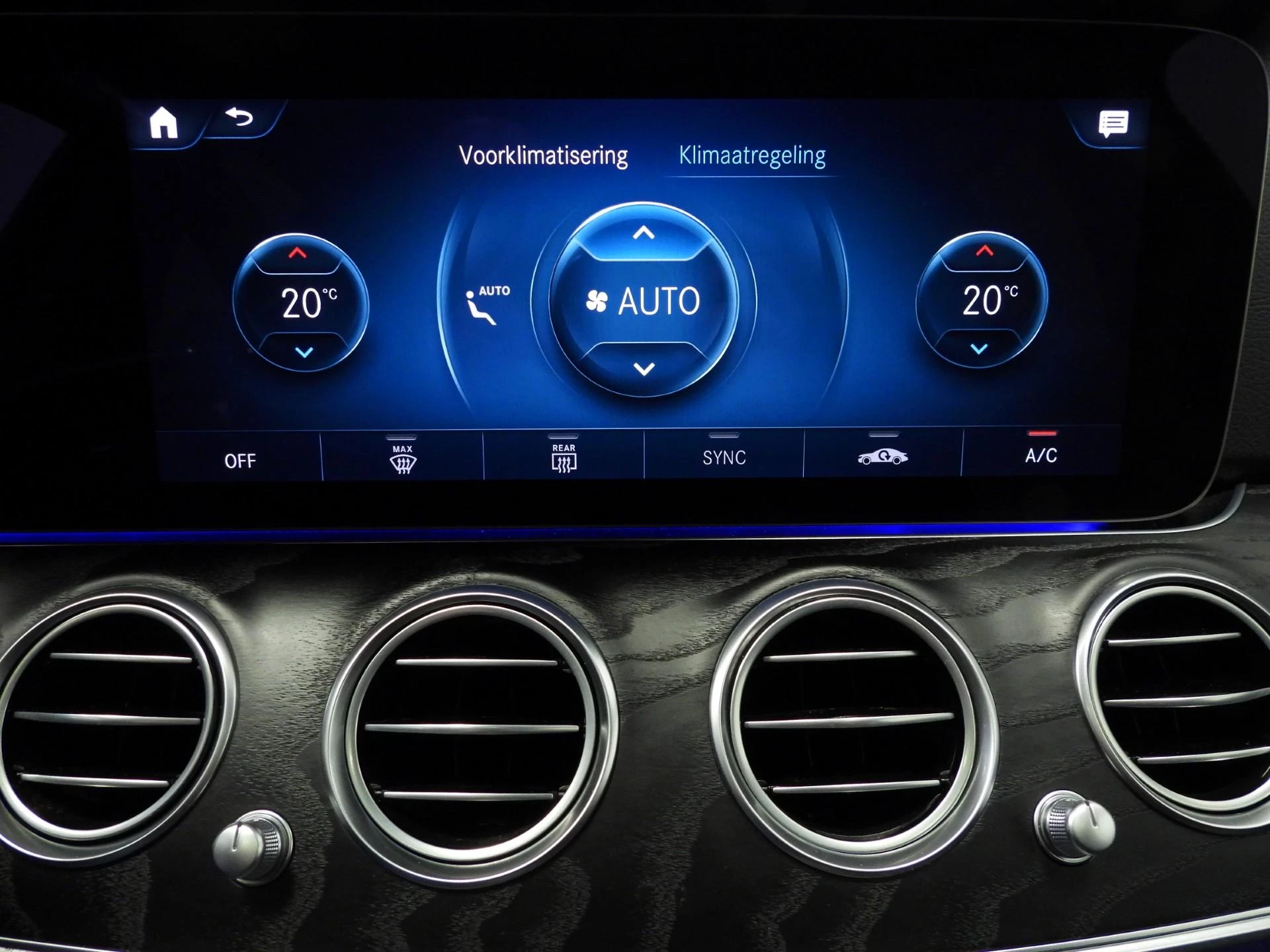 Hoofdafbeelding Mercedes-Benz E-Klasse