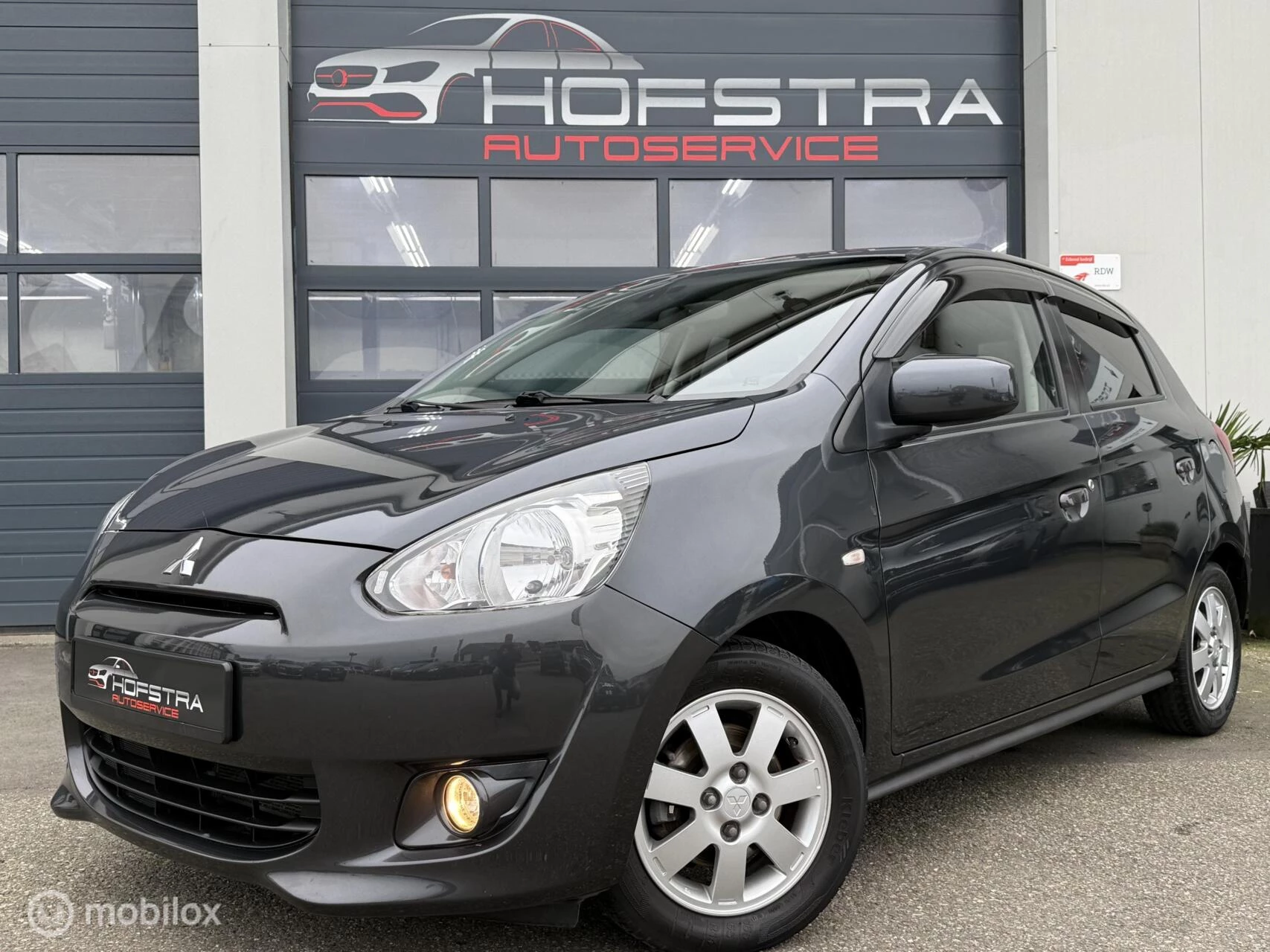 Hoofdafbeelding Mitsubishi Space Star