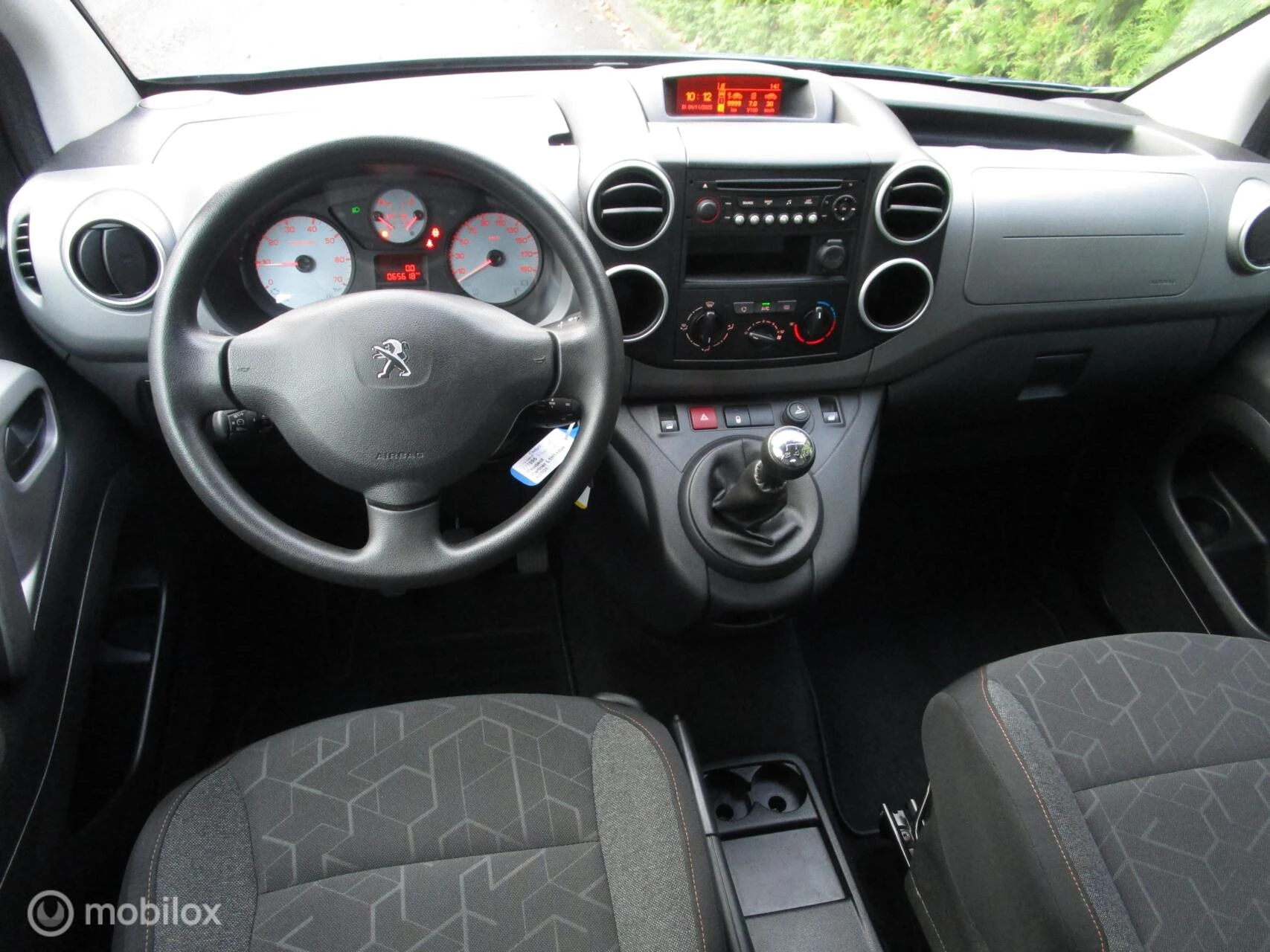 Hoofdafbeelding Peugeot Partner