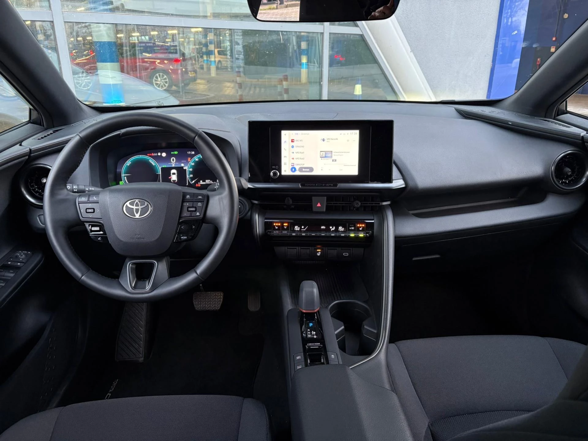 Hoofdafbeelding Toyota C-HR