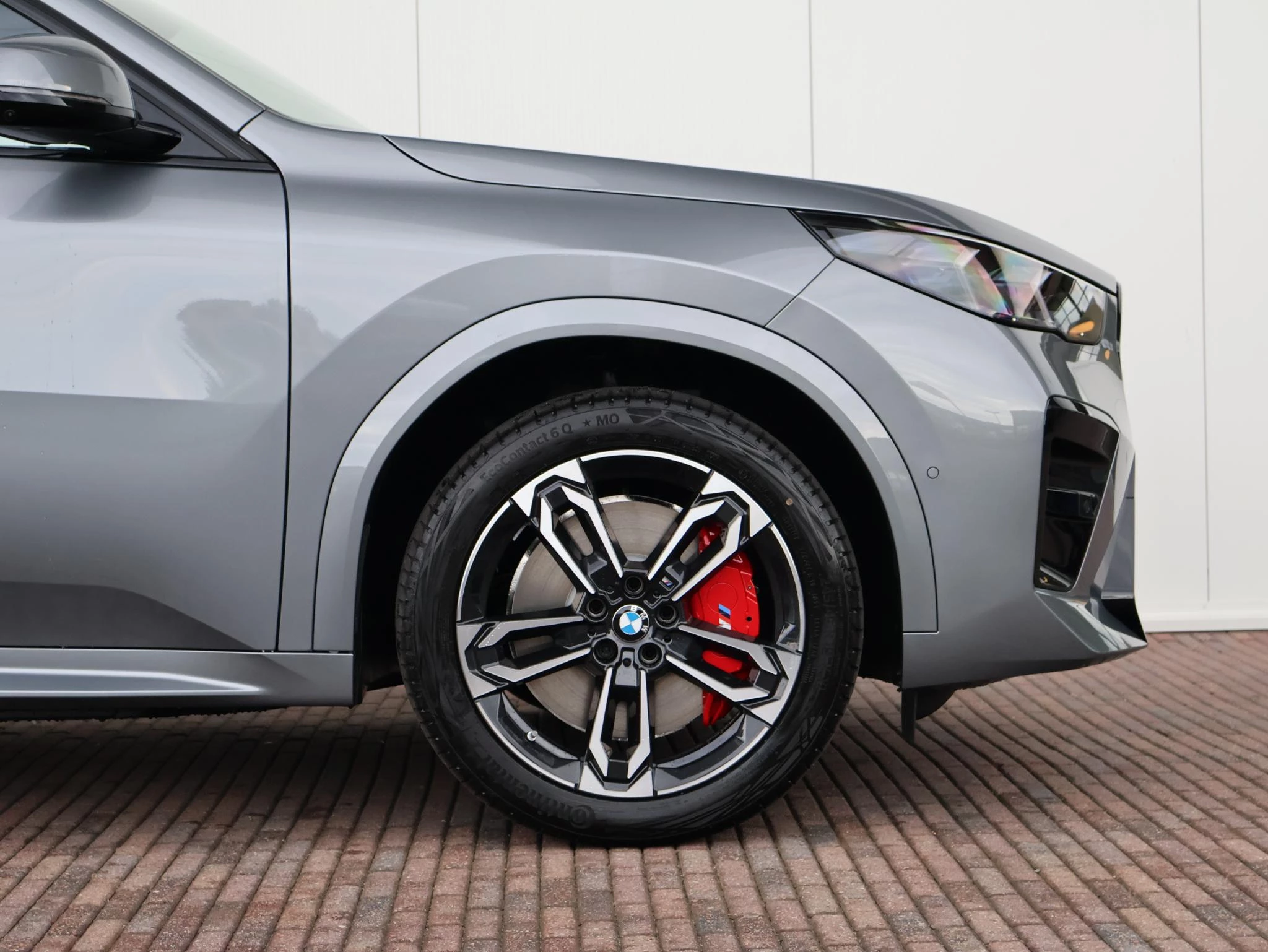 Hoofdafbeelding BMW iX2