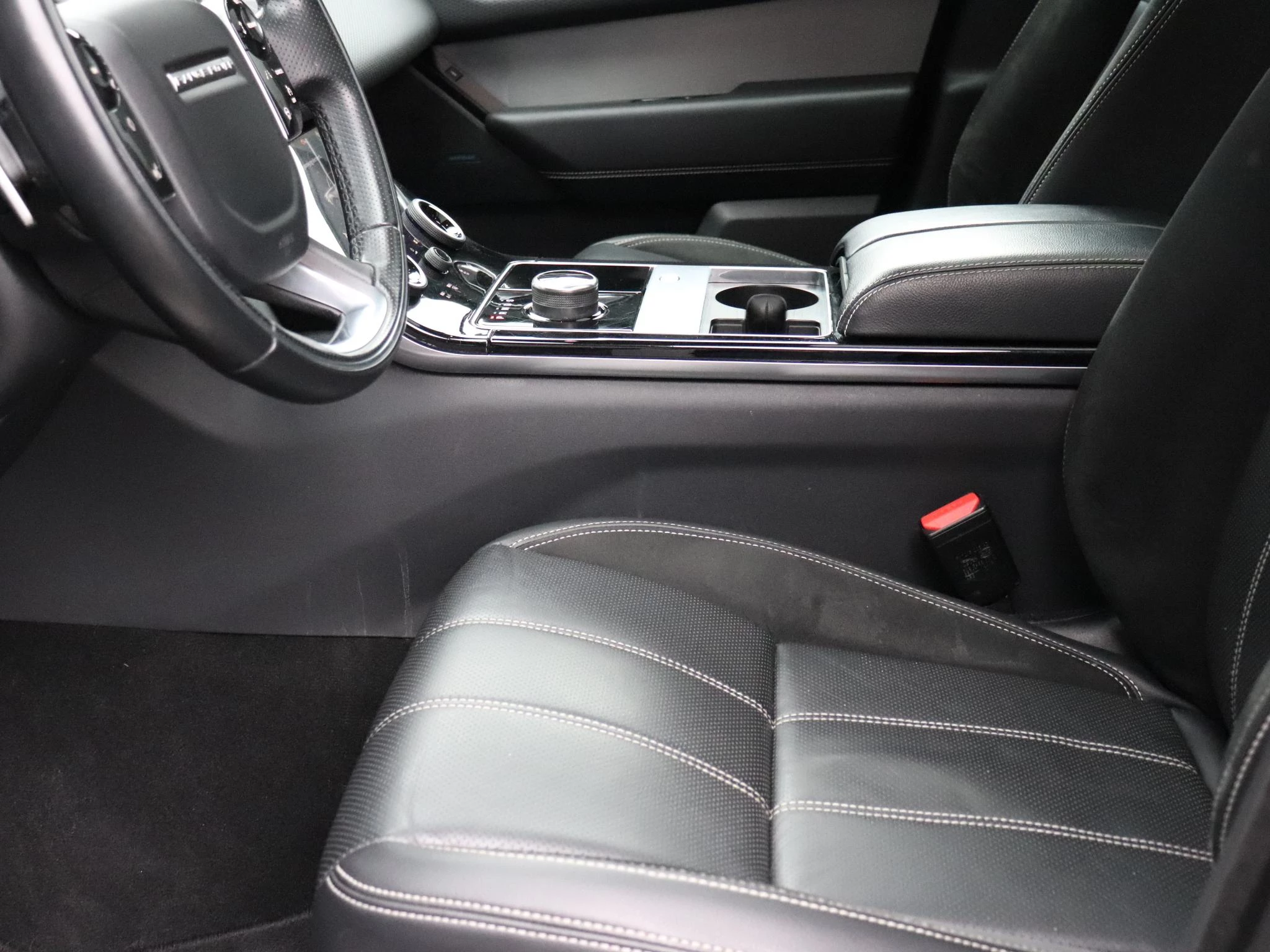 Hoofdafbeelding Land Rover Range Rover Velar