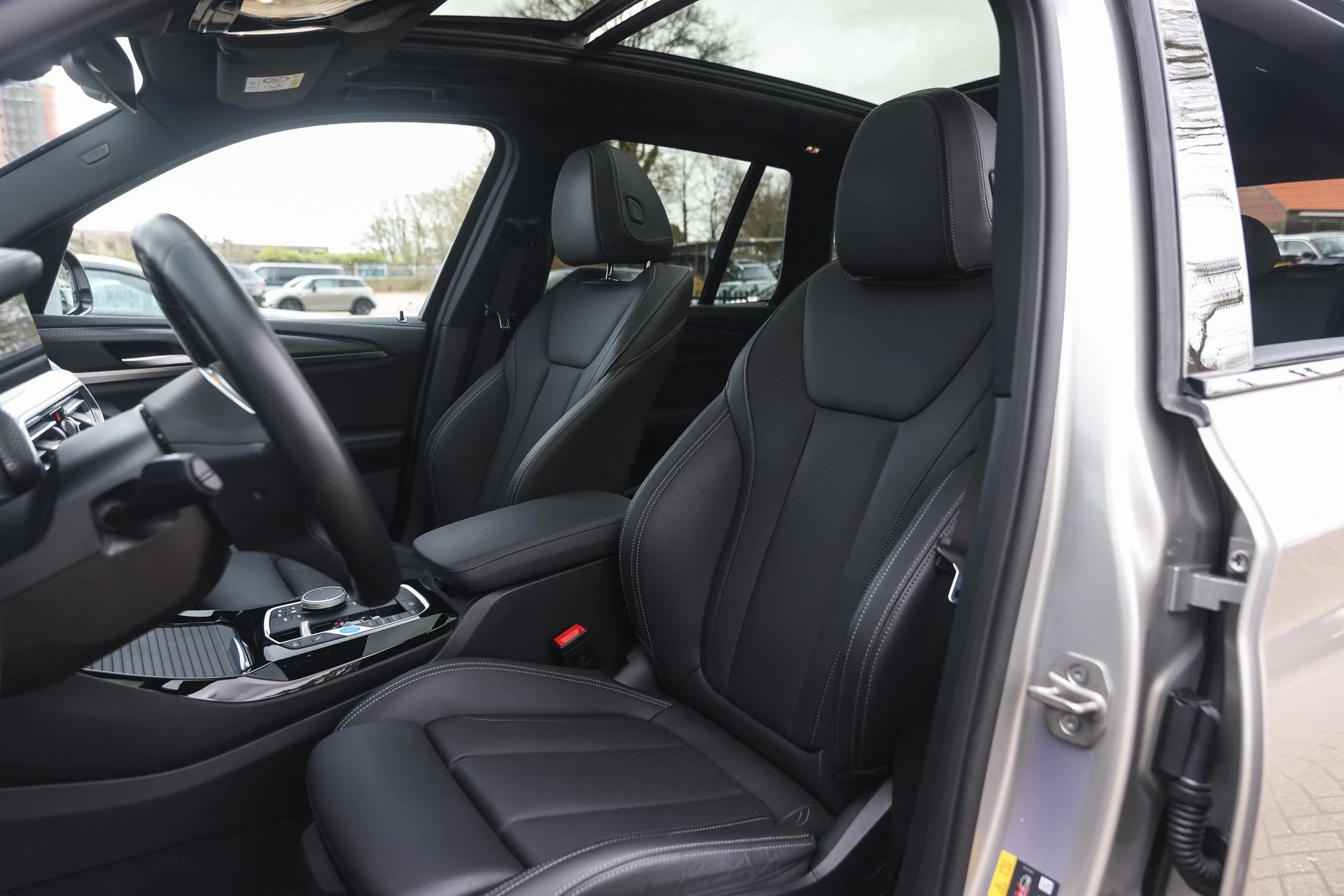 Hoofdafbeelding BMW iX3