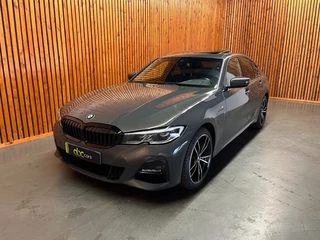 BMW 3 Serie 320e M-SPORT AUTOMAAT/ LEER/ PANORAMADAK