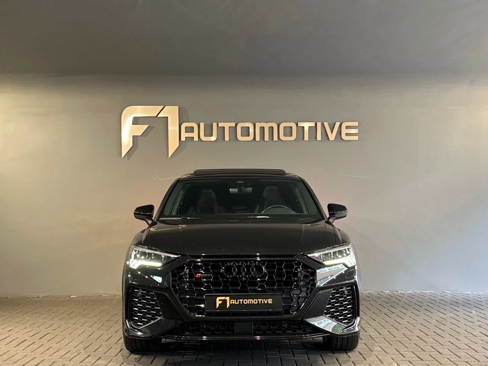 Hoofdafbeelding Audi RSQ3