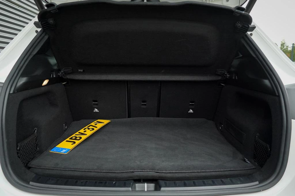 Hoofdafbeelding Mercedes-Benz EQA