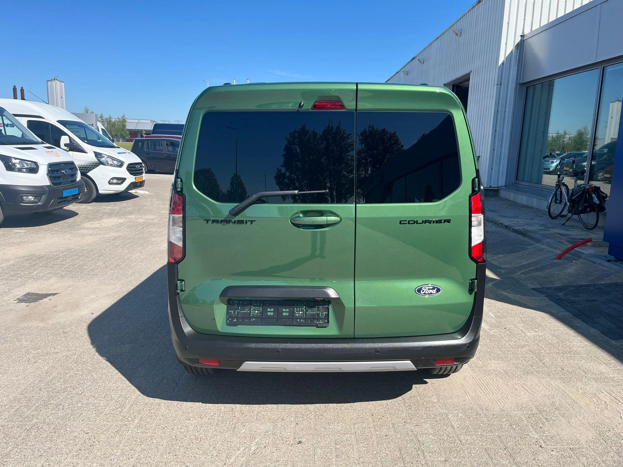 Hoofdafbeelding Ford Transit Courier