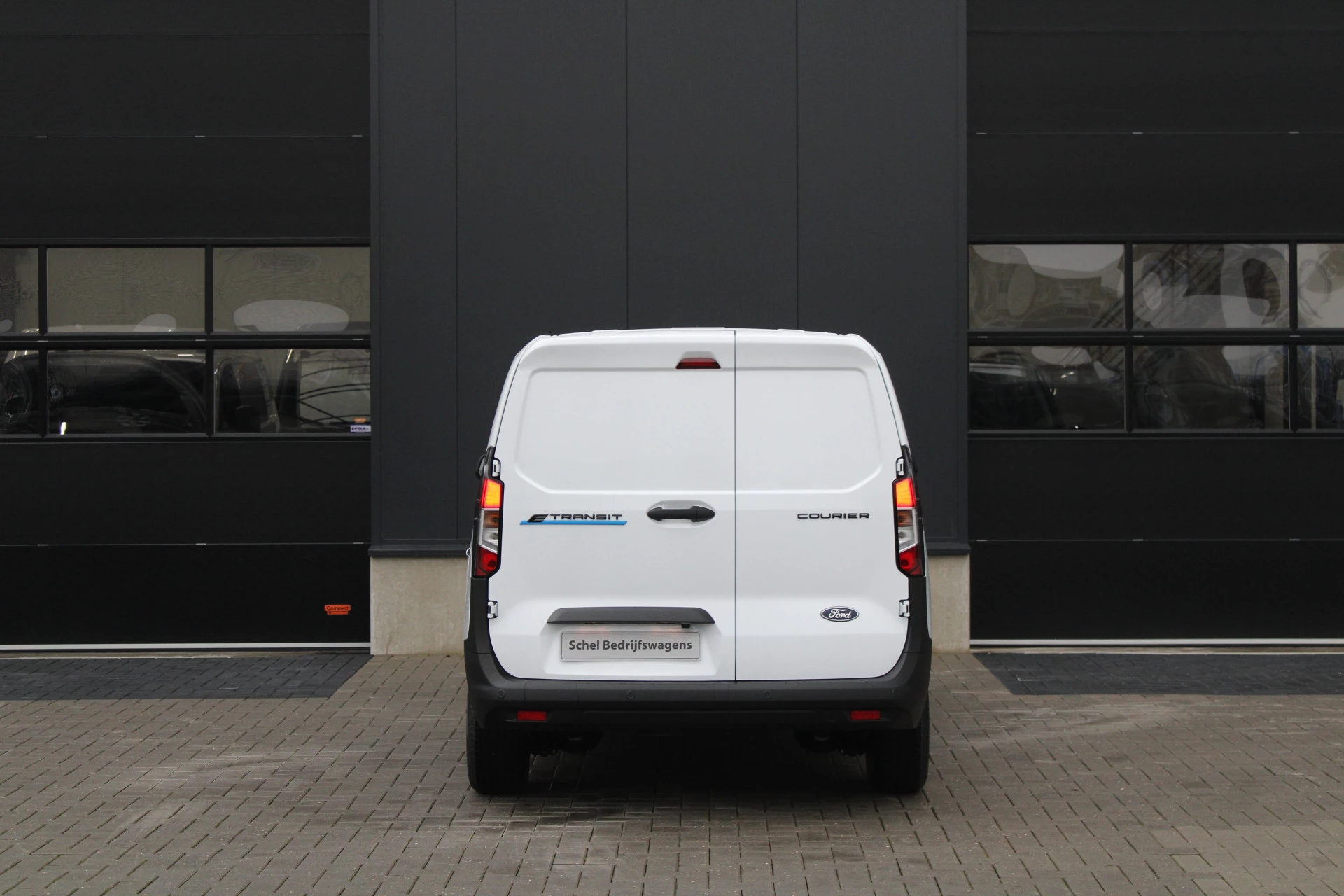 Hoofdafbeelding Ford E-Transit
