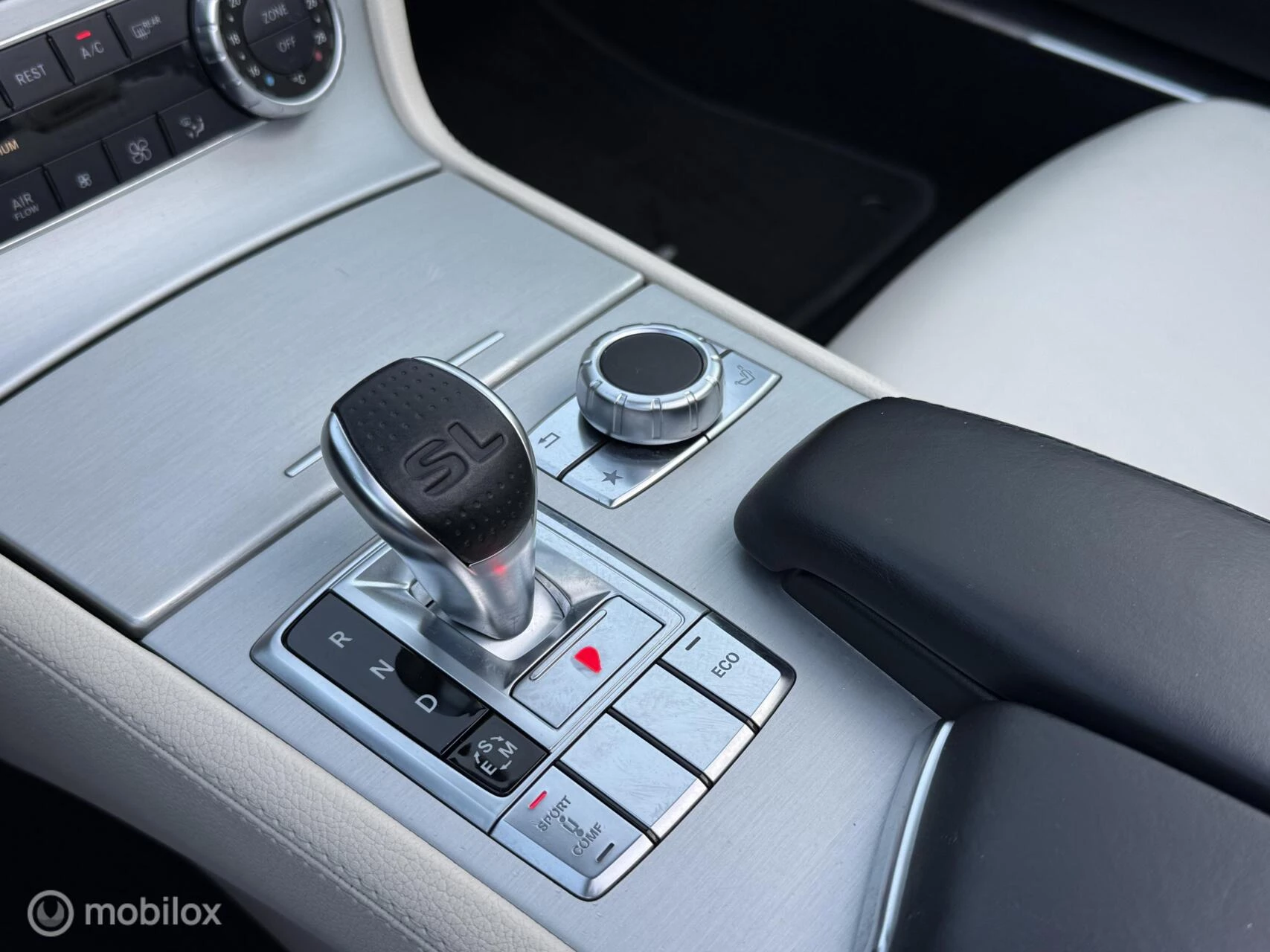 Hoofdafbeelding Mercedes-Benz SL