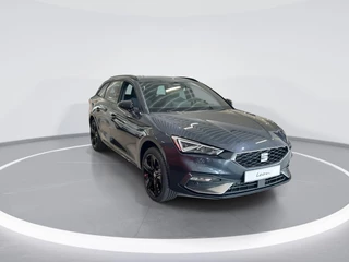 SEAT Leon Sportstourer 1.5 TSI e-Hybrid FR Business 204 PK l Black Pack l Wegklapbare Trekhaak l Safe & Driving Pack