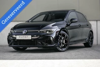 Volkswagen Golf 2.0 TSI R 4Motion Performance Akrapovic HUD
