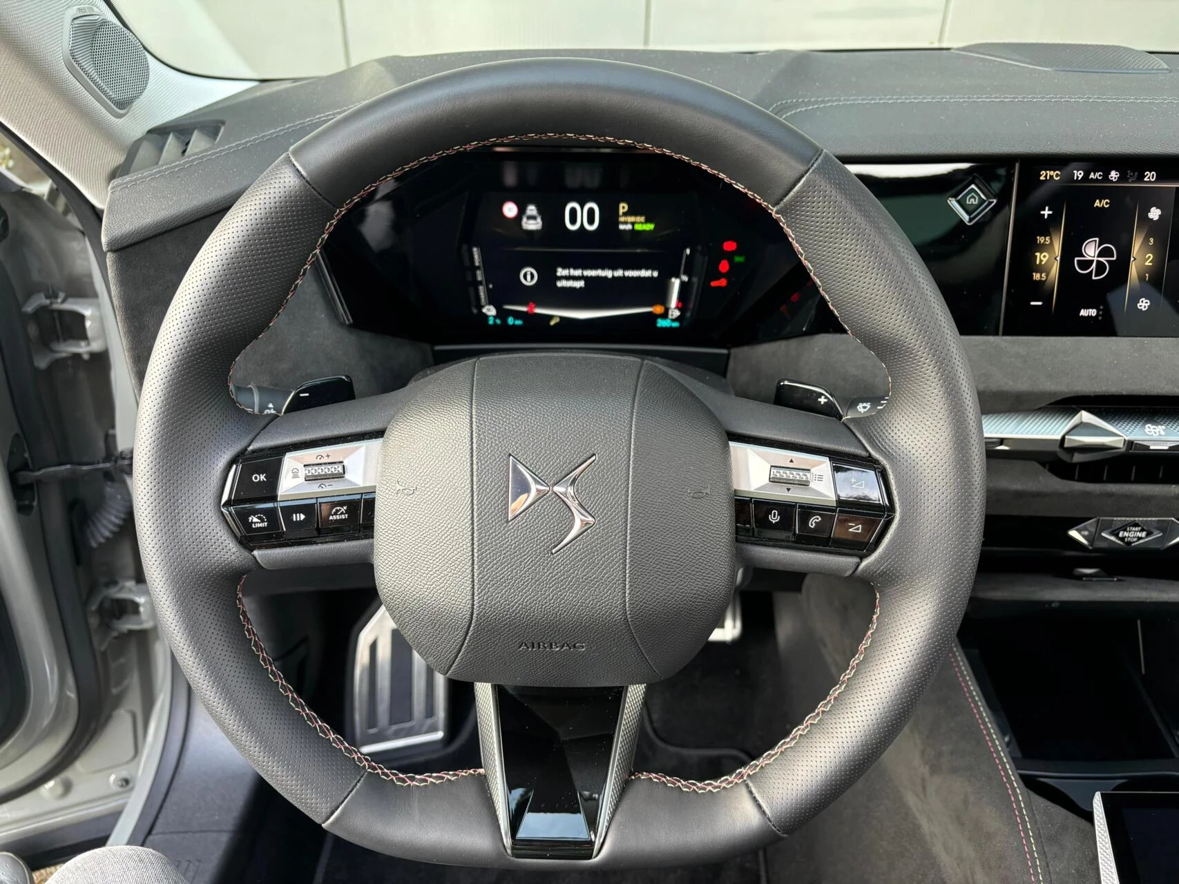 Hoofdafbeelding DS DS 4