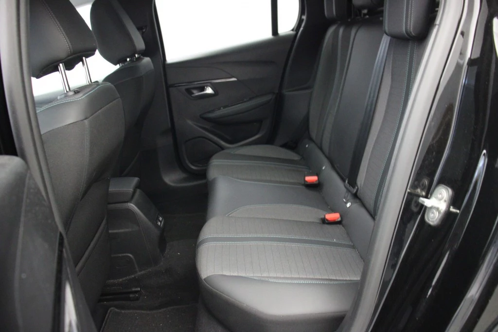 Hoofdafbeelding Peugeot e-208