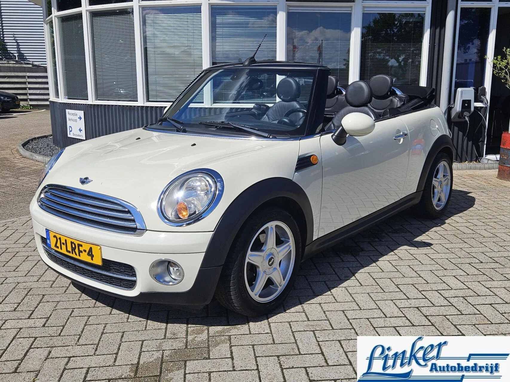 Hoofdafbeelding MINI Cooper Cabrio
