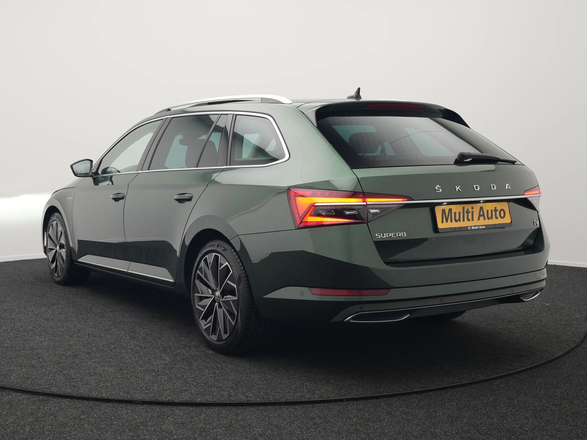 Hoofdafbeelding Škoda Superb