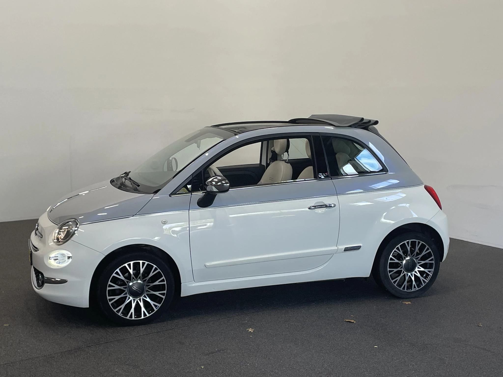 Hoofdafbeelding Fiat 500C