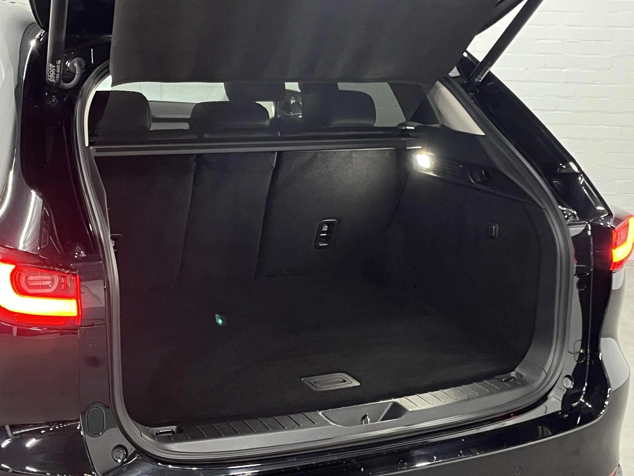 Hoofdafbeelding Mazda CX-60