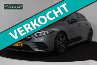 Mercedes-Benz A-klasse 180 Business Solution AMG Automaat (SFEERVERLICHTING, PANORAMADAK, NAVI, CAMERA, NL-AUTO, GOED ONDERHOUD)