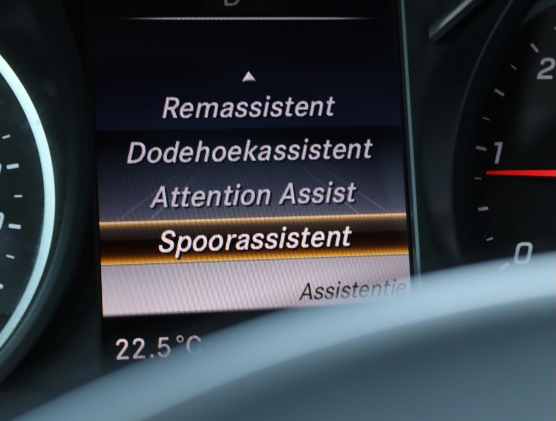 Hoofdafbeelding Mercedes-Benz Marco Polo