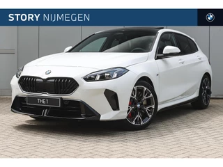 BMW 1 Serie 120 M Sport Automaat / Panoramadak / Sportstoelen / Adaptieve LED / Comfort Access / M Adaptief onderstel / Parking Assistant / Stuurverwarming