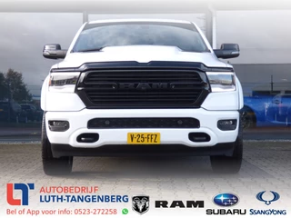 Hoofdafbeelding Dodge Ram 1500 Dodge Ram 1500 5.7 V8 4x4 Crew Cab Laramie Night Edition -Fully Loaded-