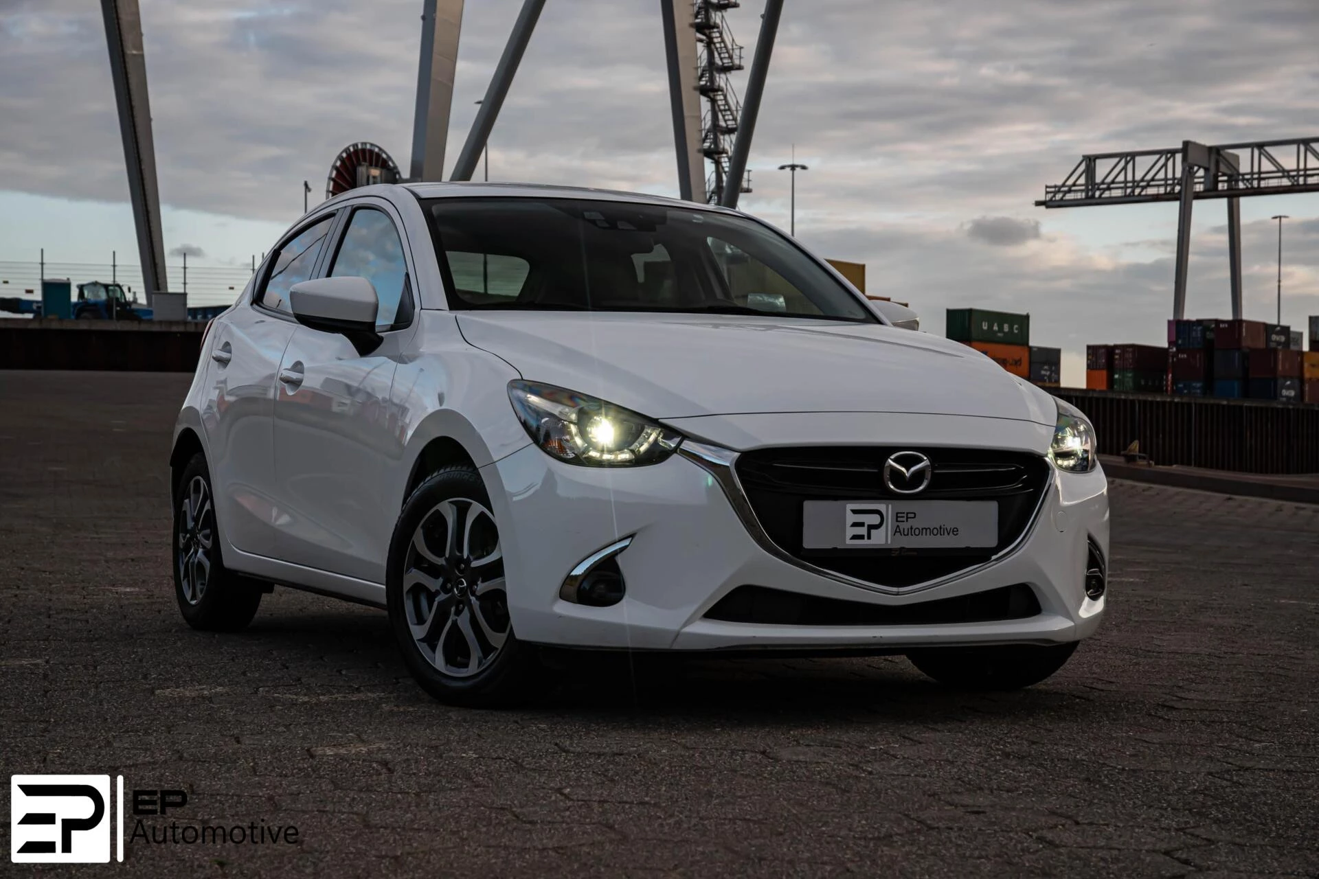 Hoofdafbeelding Mazda 2