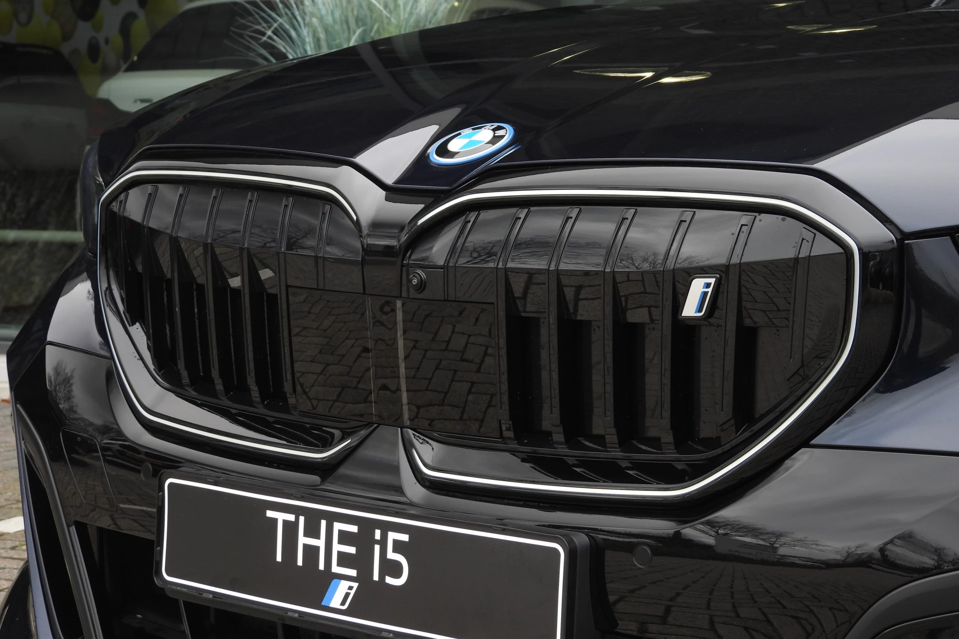 Hoofdafbeelding BMW i5