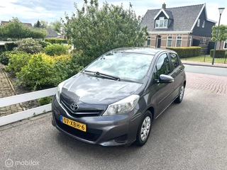 Toyota Yaris 1.0 VVT-i Comfort 5-DEURS 1E EIGENAAR AIRCO ACHTERUITRIJ CAMERA CRUISE CONTROLE GOED ONDERHOUDEN!!