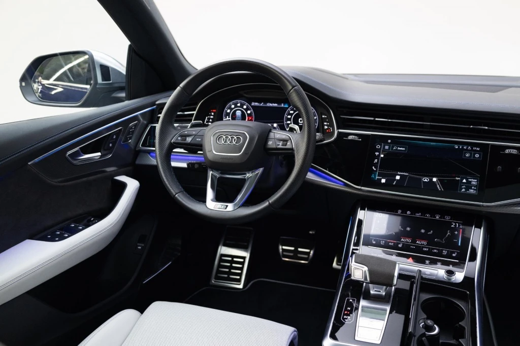 Hoofdafbeelding Audi Q8