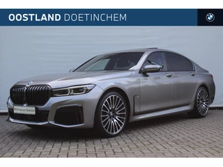 BMW 7 Serie 740d xDrive M Sport Automaat / Schuif-kanteldak / Comfortstoelen / Comfort Access / Soft Close / Laserlight / Head-Up / Harman Kardon / Parking Assistant Plus