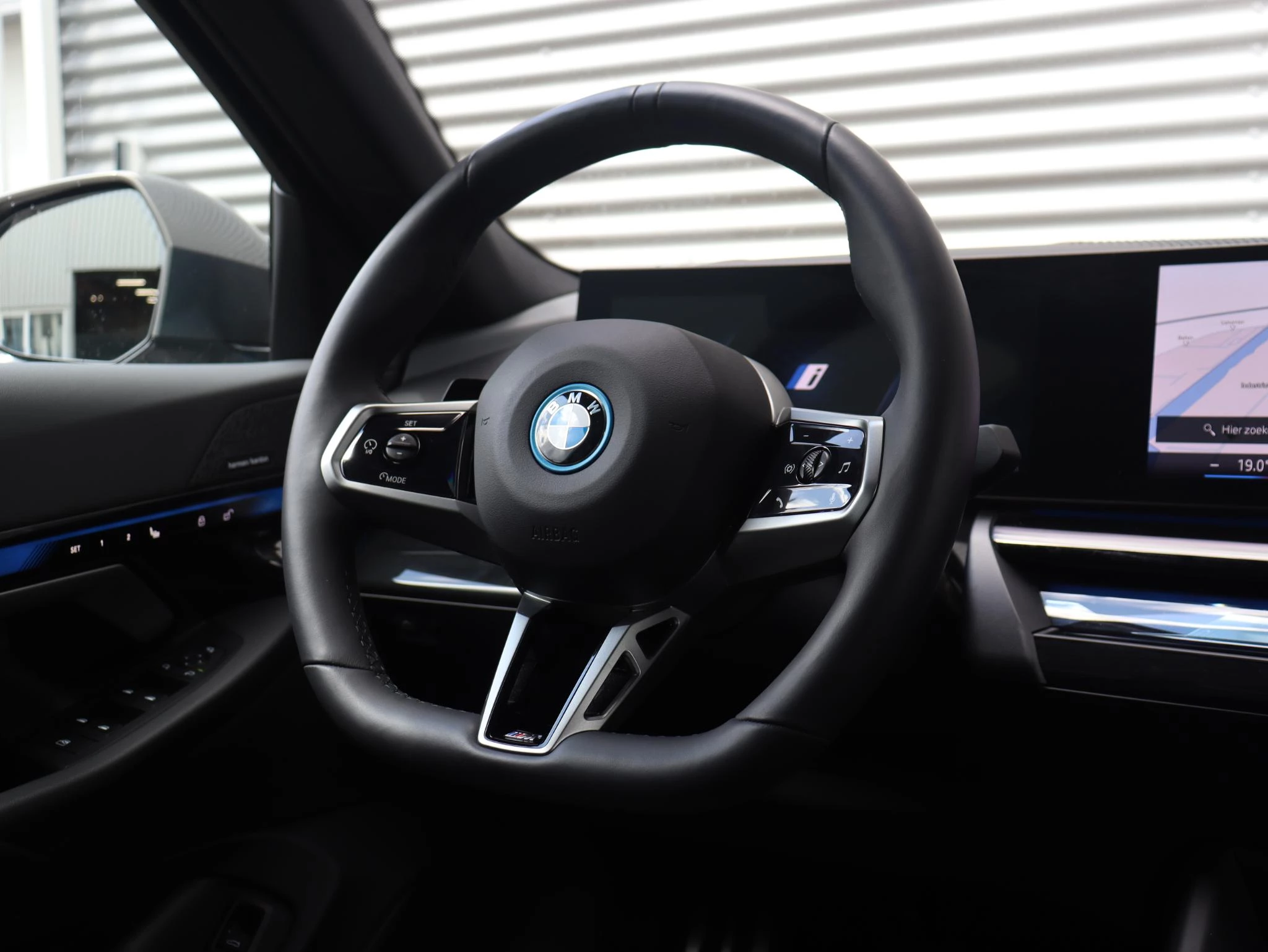 Hoofdafbeelding BMW i5