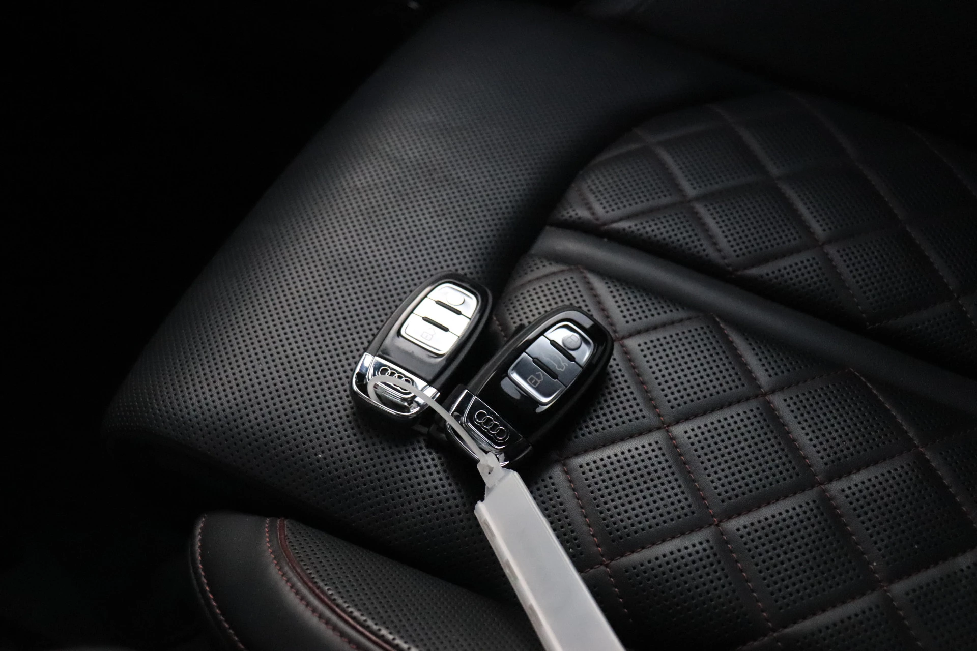 Hoofdafbeelding Audi A8