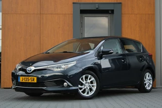 Toyota Auris 1.8 Hybrid Dynamic | Navigatie | Clima | Camera
