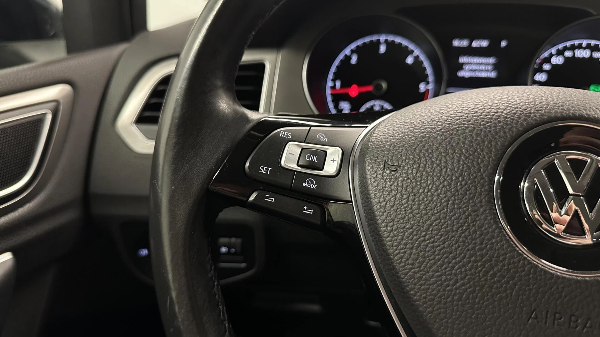 Hoofdafbeelding Volkswagen Golf Sportsvan