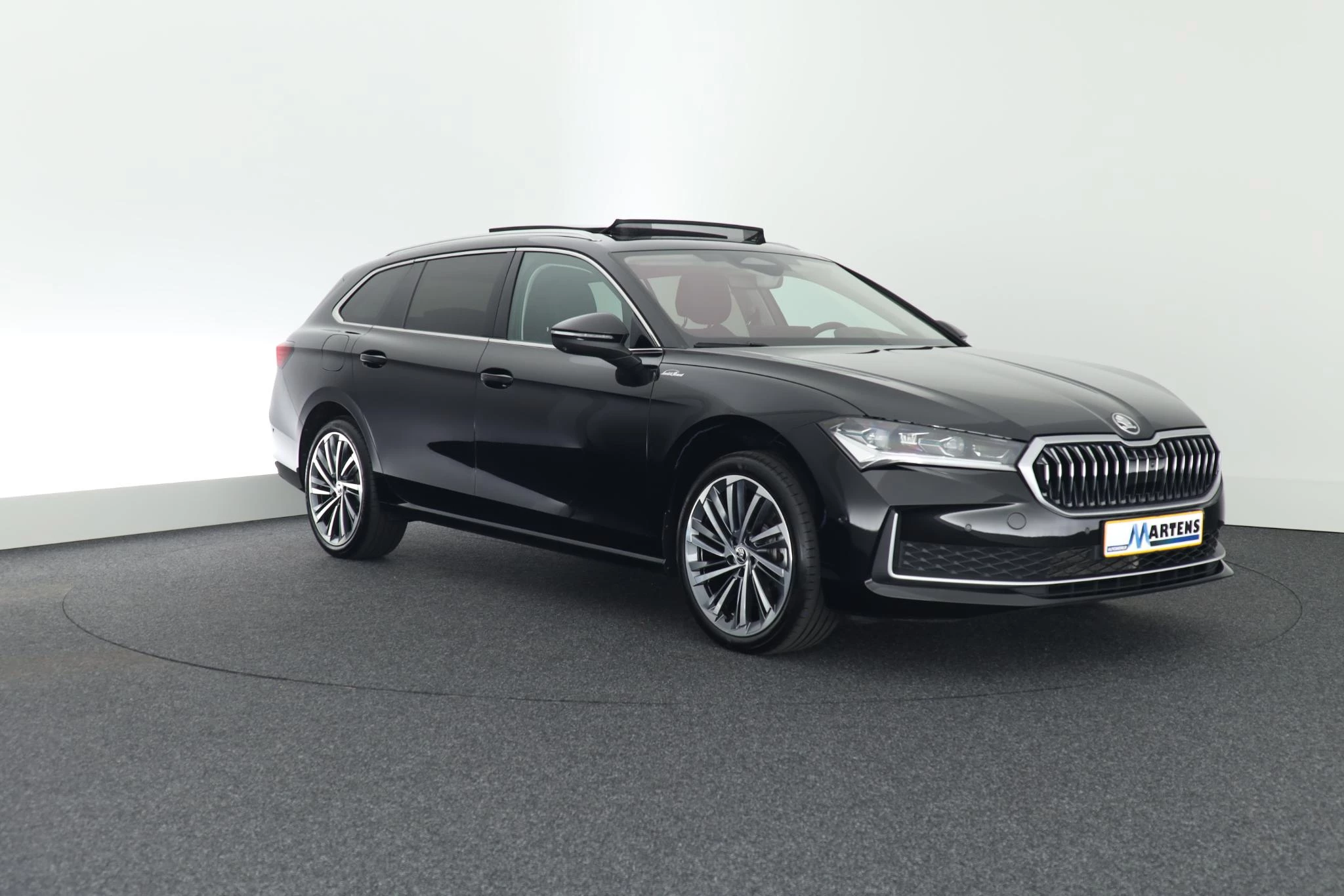 Hoofdafbeelding Škoda Superb