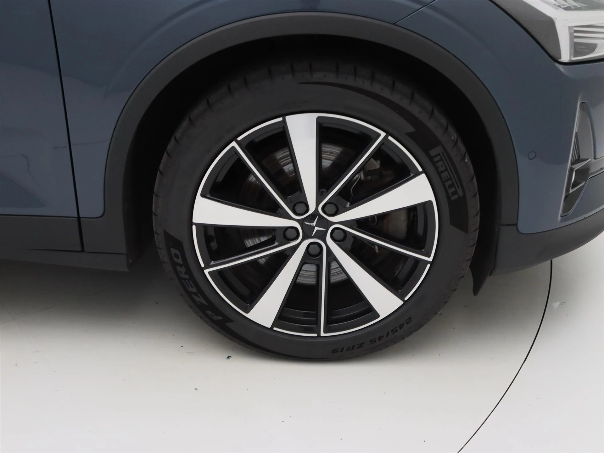 Hoofdafbeelding Polestar 2