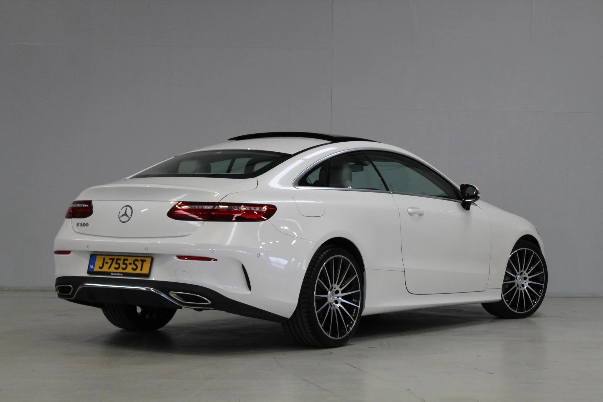 Hoofdafbeelding Mercedes-Benz E-Klasse